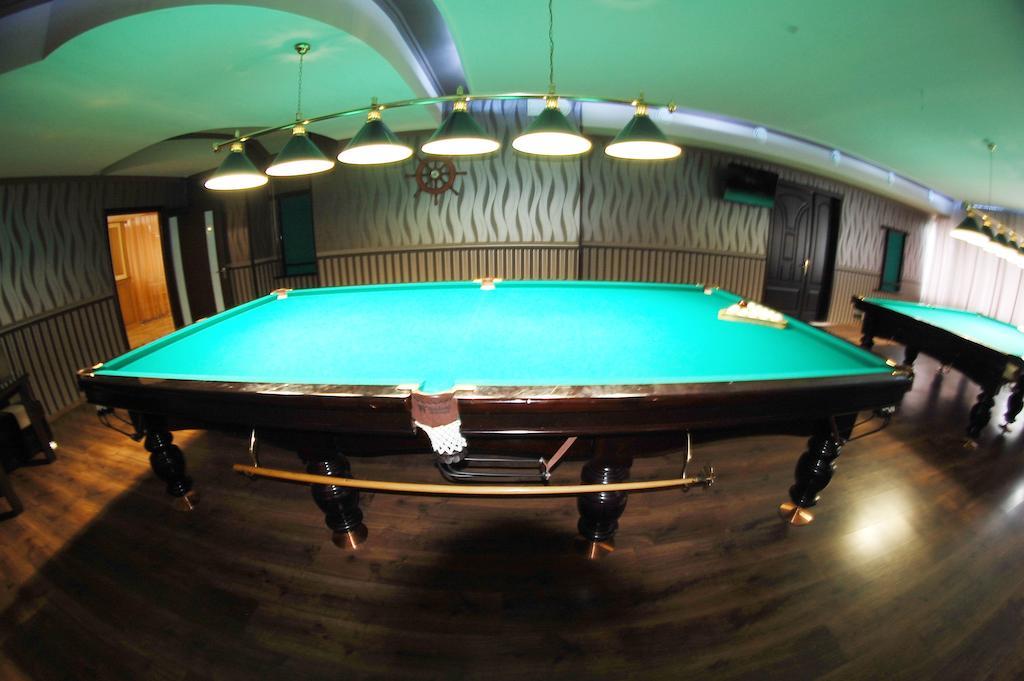 Hotel Intourist Mukacheve Ngoại thất bức ảnh